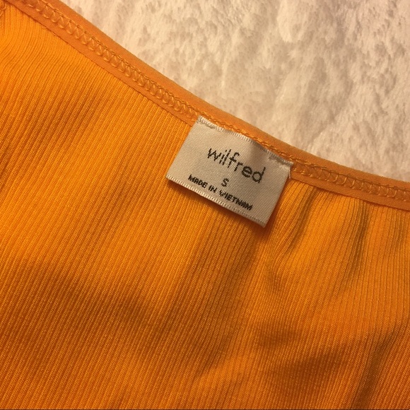 Wilfred Ruffle Neckline TShirt - Picture 3 of 3